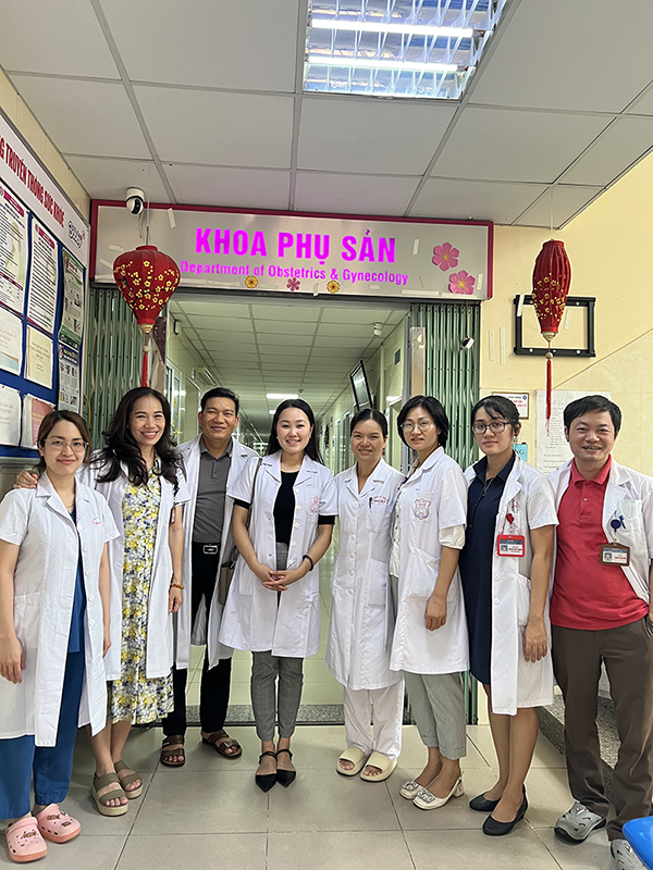 Dr Kimberly Nguyen with the O&G department at E Hospital